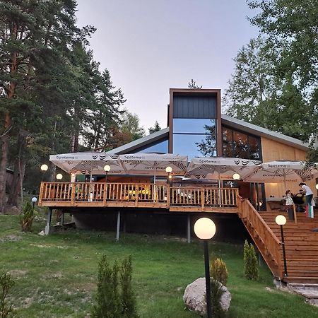 Saint Constantine Mountain Retreat Hotell Peshtera  Exteriör bild