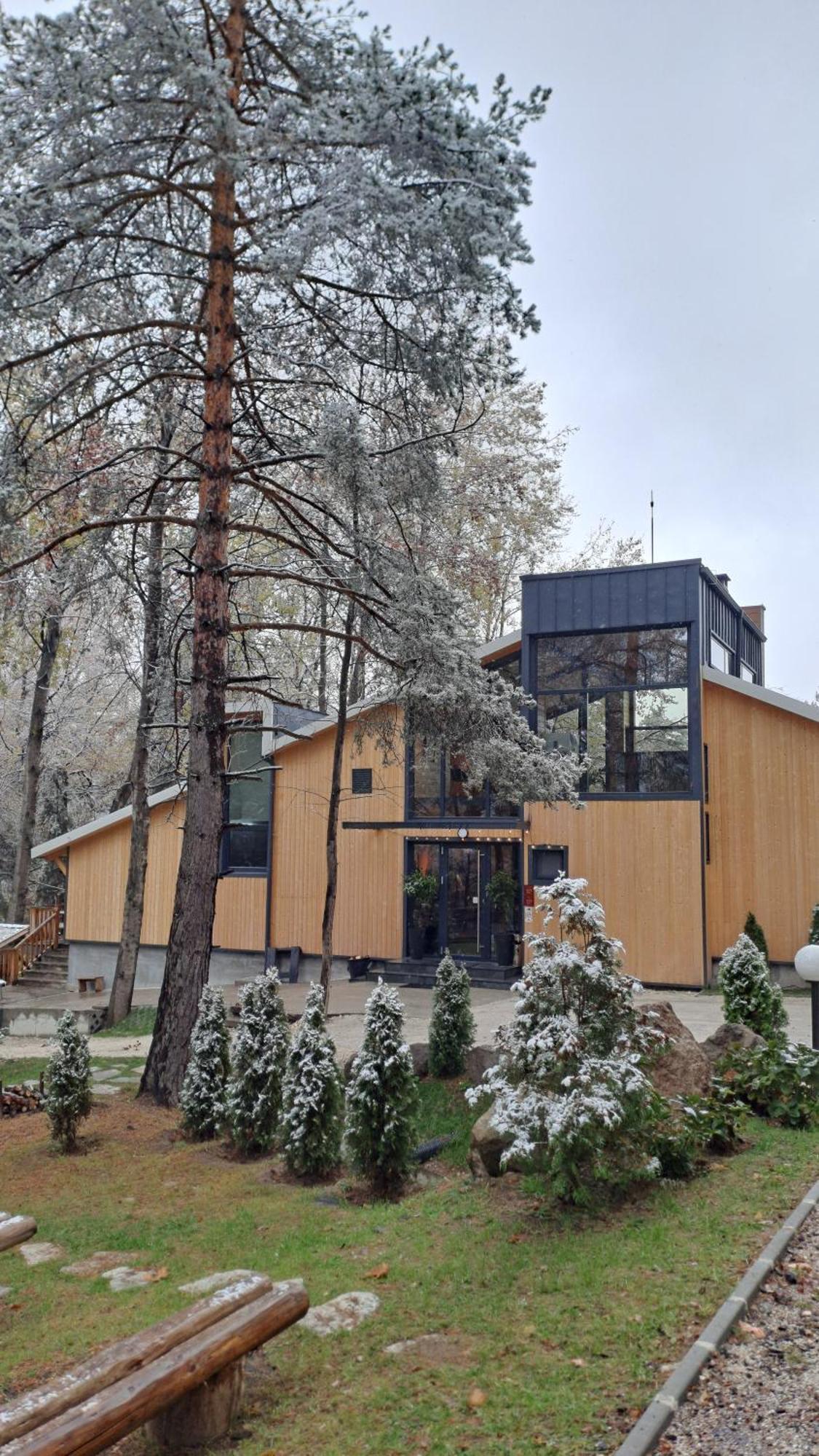 Saint Constantine Mountain Retreat Hotell Peshtera  Exteriör bild